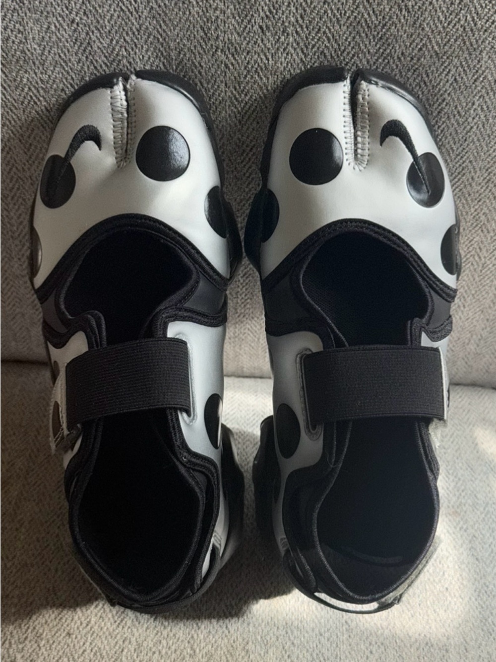 Nike Air Rift Polka Dots
